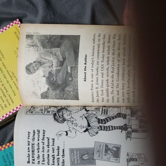 Junie B. Jones Books 1 × 2, 2, 4, 5, 7, 11, 13, 14, 16 and 17 - Picture 6 of 12
